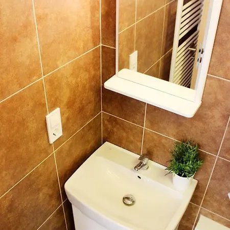 Apartment Upartments *